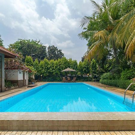 Reddoorz Plus Near Kemang Raya Jakarta Eksteriør billede